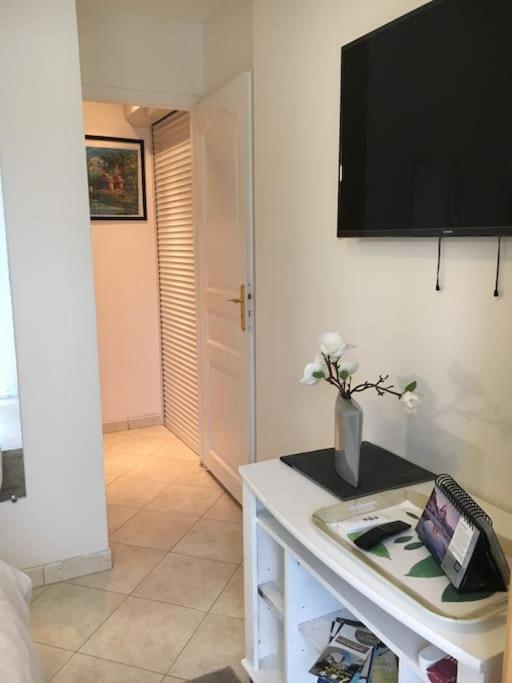 Chambre Avec Entree Independante Situation Ideale Serris Dış mekan fotoğraf